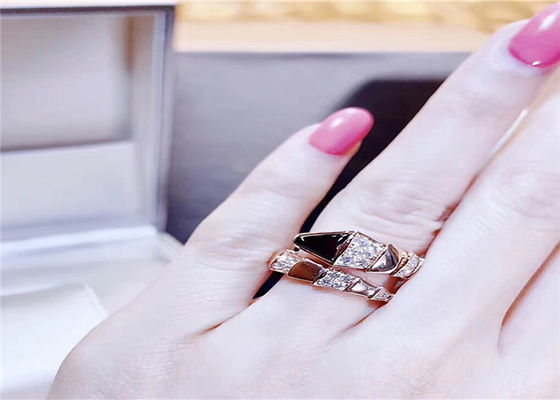 Princess Cut 18K Gold Diamond Jewelry with VS Clarity and Customized Size for Luxury Elegance